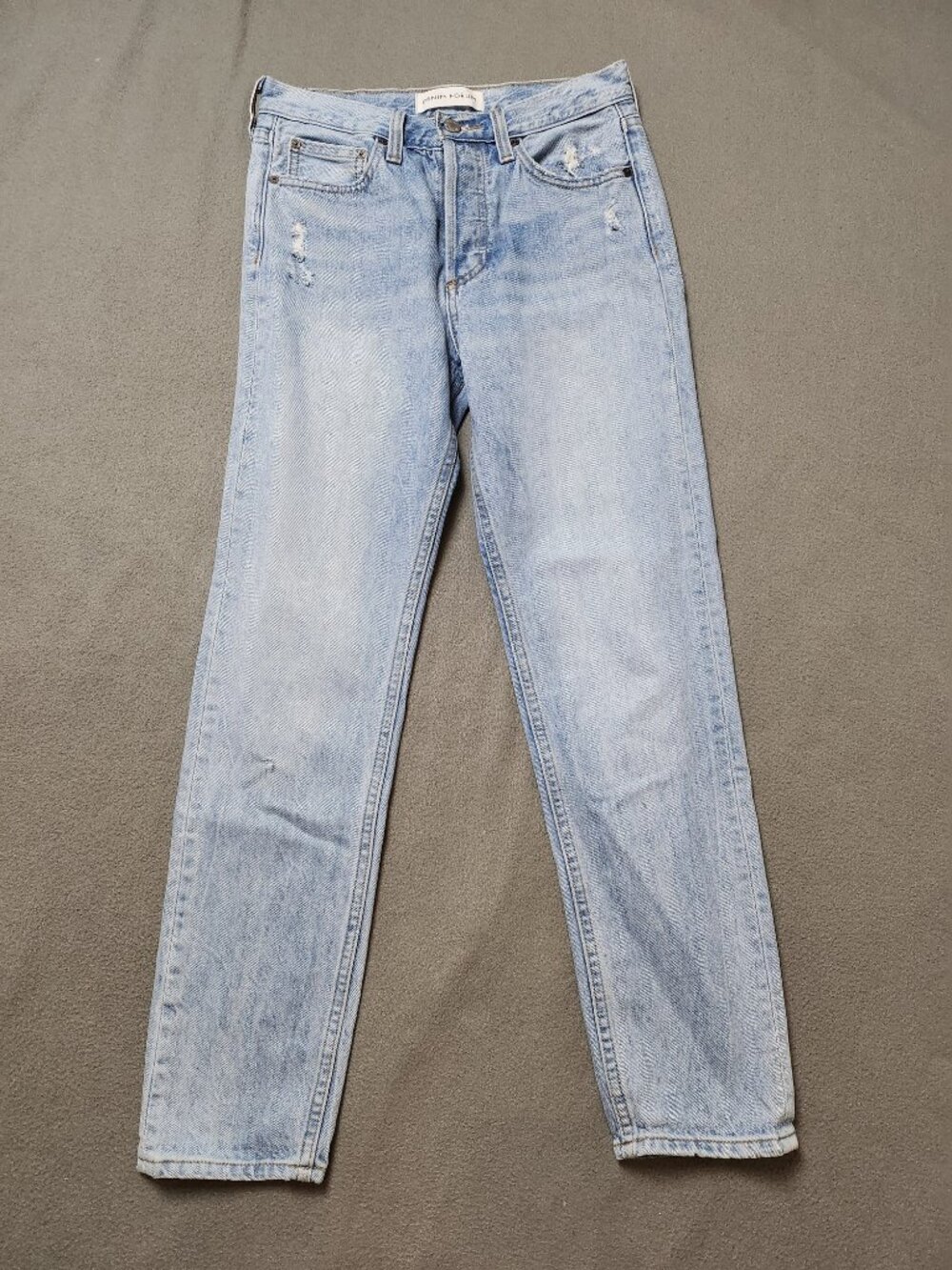 Aritzia Denim Forum Distressed The Ex Boyfriend Jeans Size 25 Light Wash